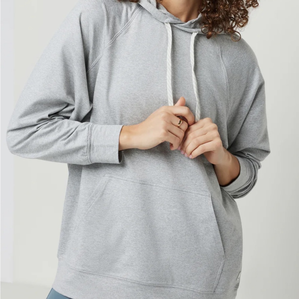 Pale Grey Heather Women's Vuori Hoodie